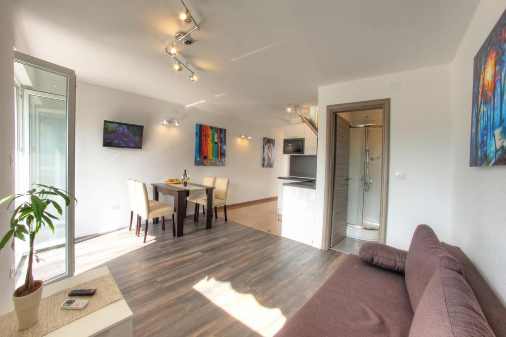 Apartments Nebuloza Rovinj Exterior photo